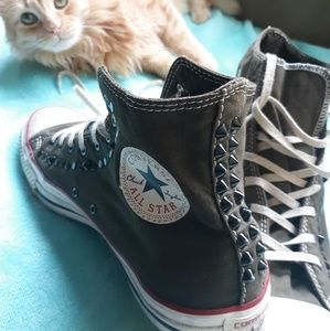 Hot Liberty Spiked Converse